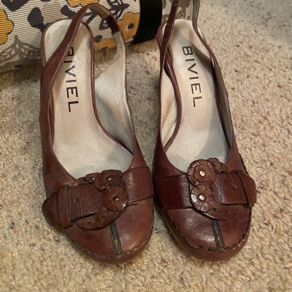 Bivel sling back